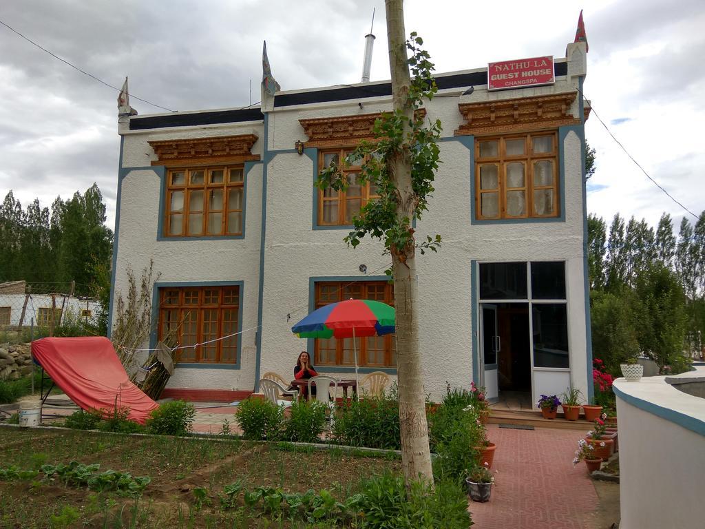 Nathula Guest House Leh Exteriör bild